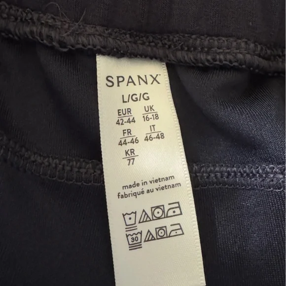 Spanx Women's AirEssentials Wide Leg Pant timeless navy blue size large